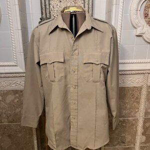Horace Small Men's Khaki Tan Long Sleeve Shirt. Size 17/34. Tabs Pockets. B128